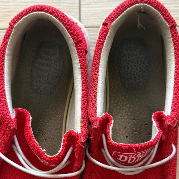 Hey Dude Men’s Wally Sox  in Bright Red (Flame) - Picture 6 of 7